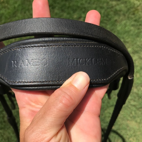 Black Rambo Miklem Bridle - Picture 5 of 7